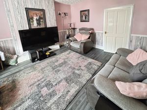 Lounge- click for photo gallery